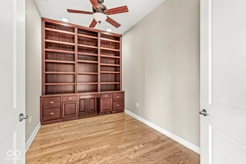 $899,900 | 350 North Meridian Street, Unit 901, Indianapolis, IN 46204