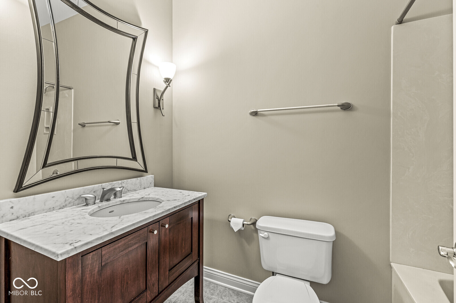 350 North Meridian Street, Unit 901 Indianapolis, IN 46204 - Photo 36 of 55