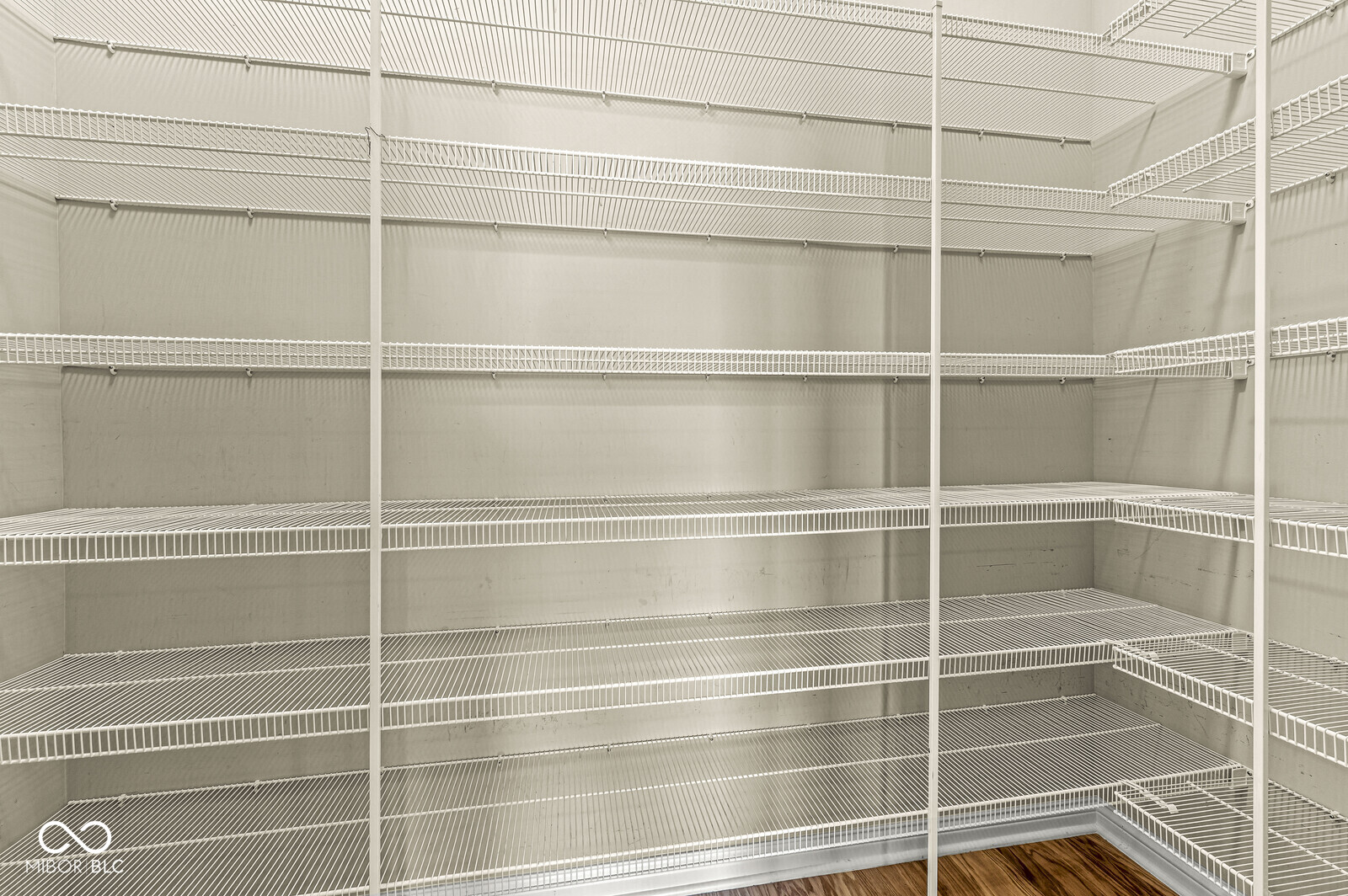 350 North Meridian Street, Unit 901 Indianapolis, IN 46204 - Photo 37 of 55