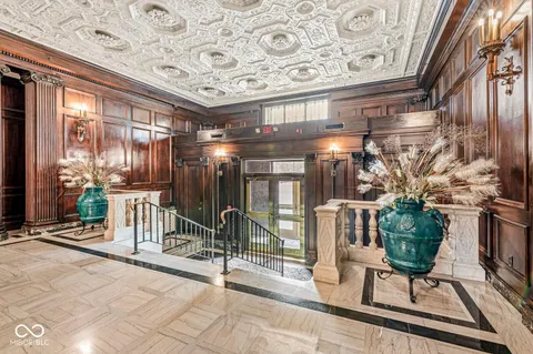 $899,900 | 350 North Meridian Street, Unit 901, Indianapolis, IN 46204