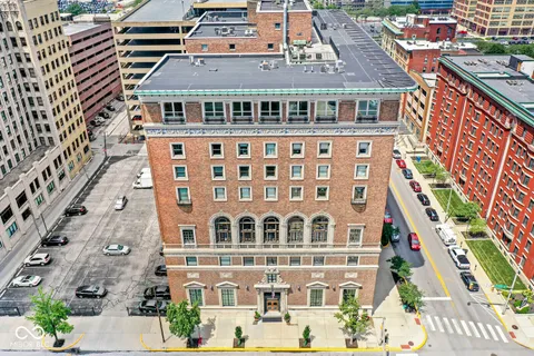 $899,900 | 350 North Meridian Street, Unit 901, Indianapolis, IN 46204