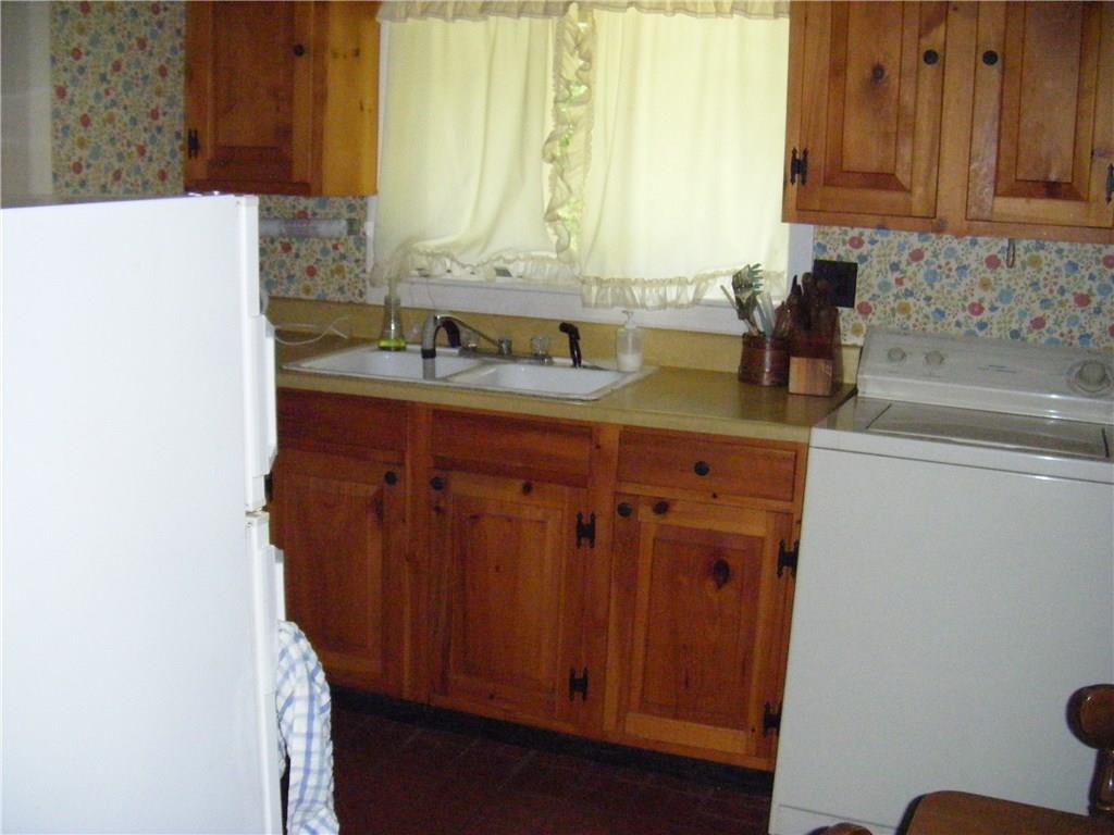 5 Old Elm Road Bridgton, ME 04009 - Photo 3 of 12 Photo
