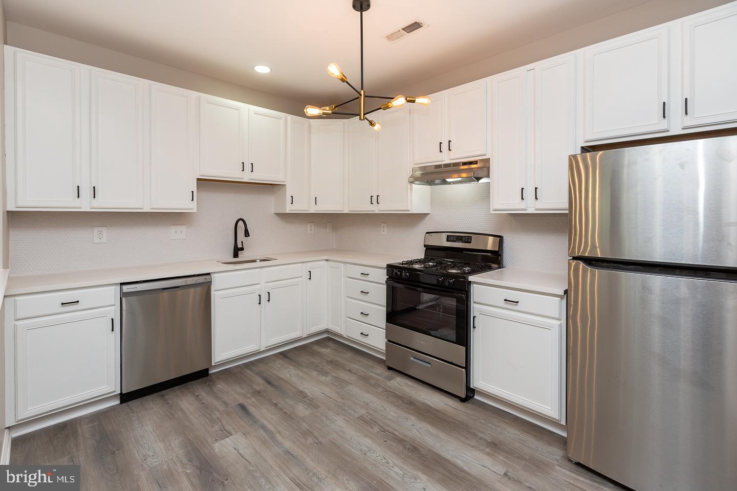 1564 Nicklaus Drive Springfield, PA 19064 - Photo 13 of 32