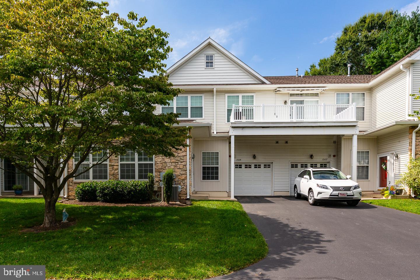 1564 Nicklaus Drive Springfield, PA 19064 - Photo 4 of 32