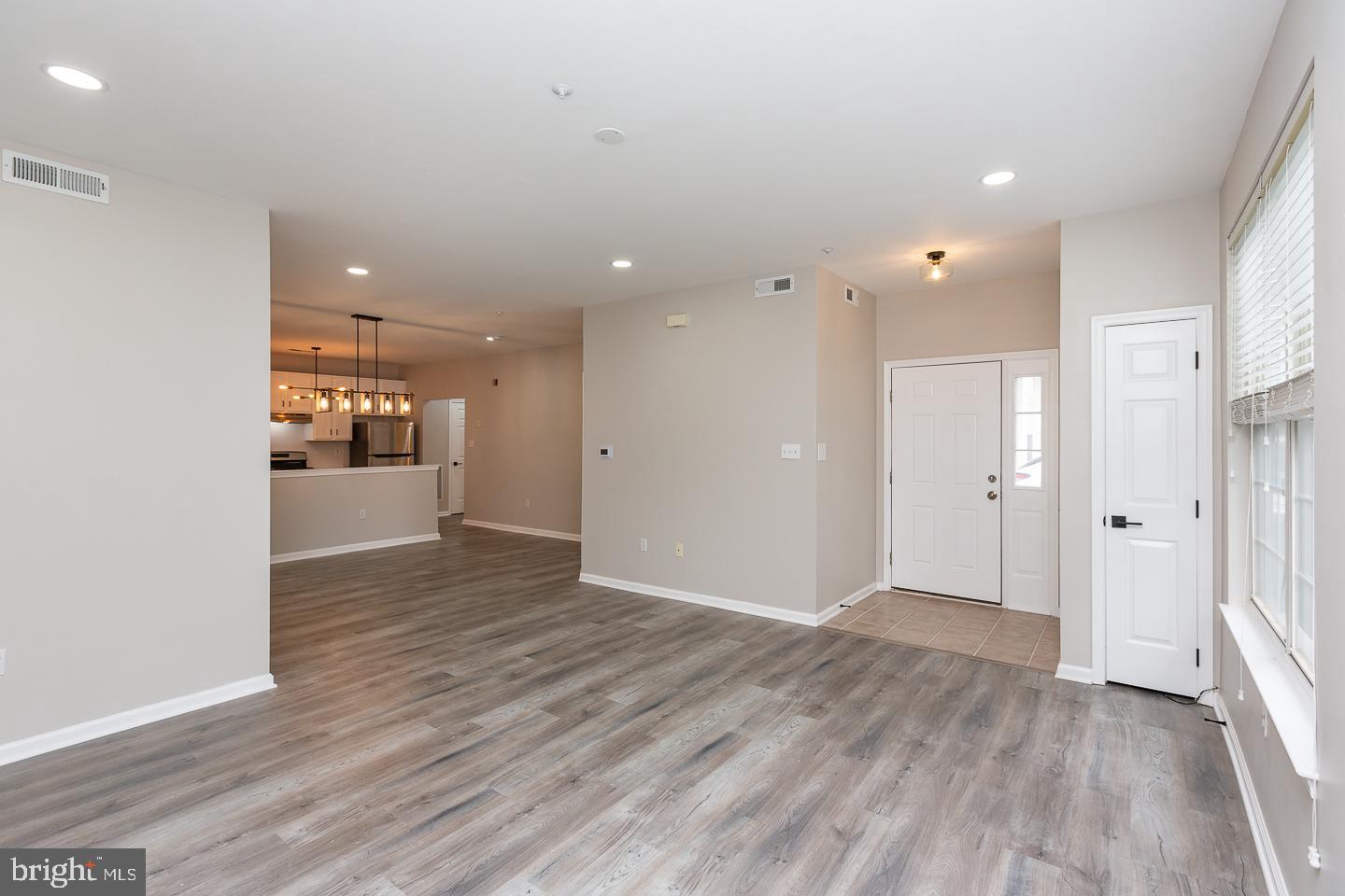 1564 Nicklaus Drive Springfield, PA 19064 - Photo 10 of 32