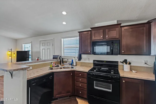 $64,999 | 1371 East 4th Avenue, Unit 145, Apache Junction, AZ 85119