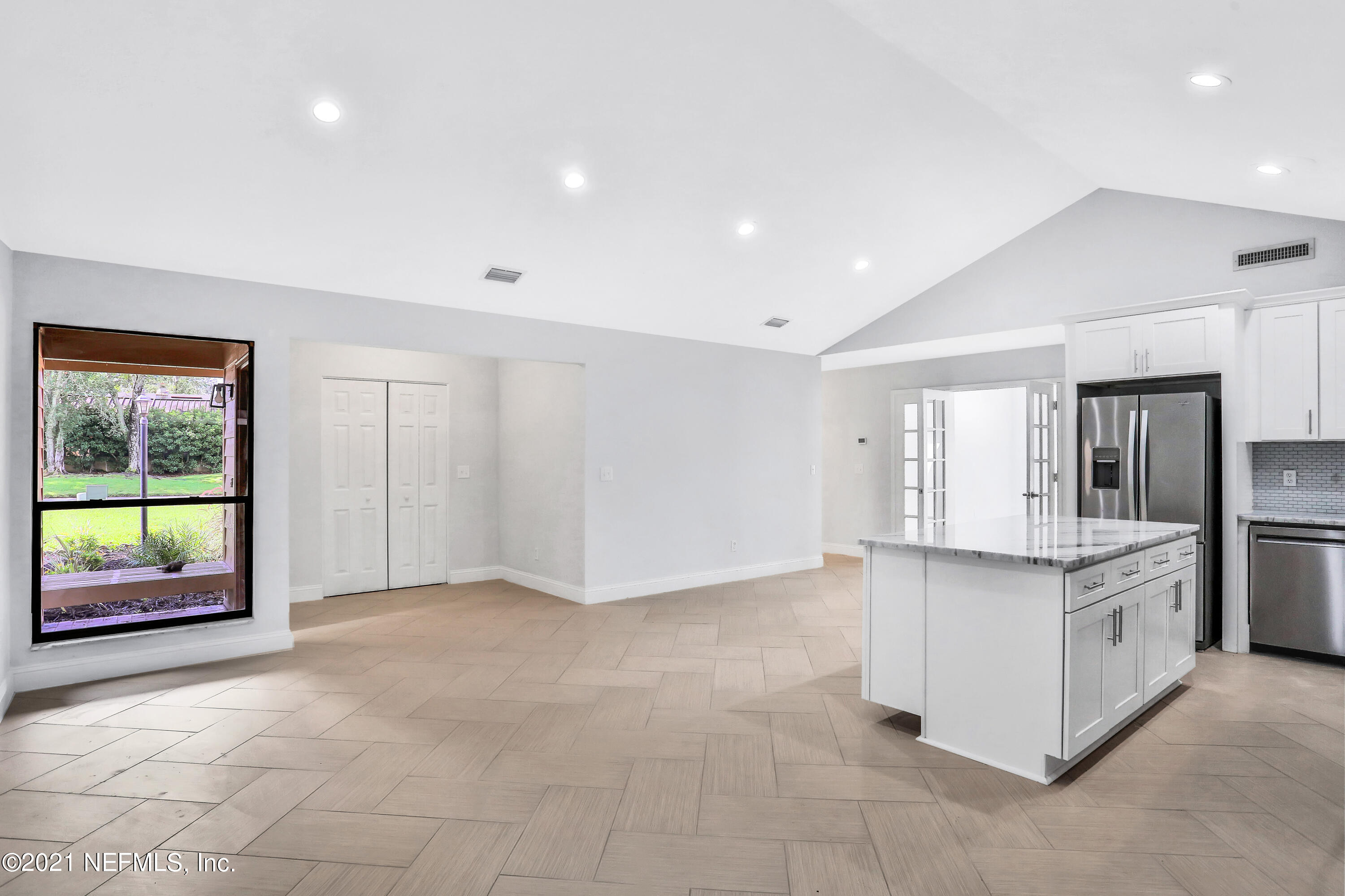 3401 Waverly Dock Road Jacksonville, FL 32223 - Photo 3 of 16 Kitchen to Entry