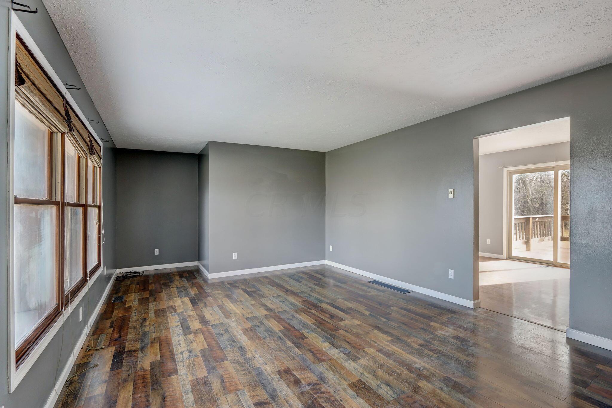 4039 Egypt Road Willard, OH 44890 - Photo 10 of 52 Living Room