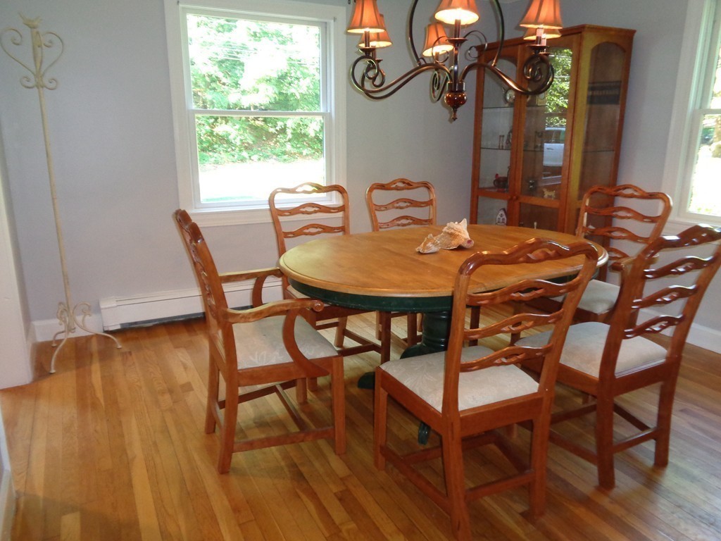 27 Hill Street Lexington, MA 02421 - Photo 8 of 26
