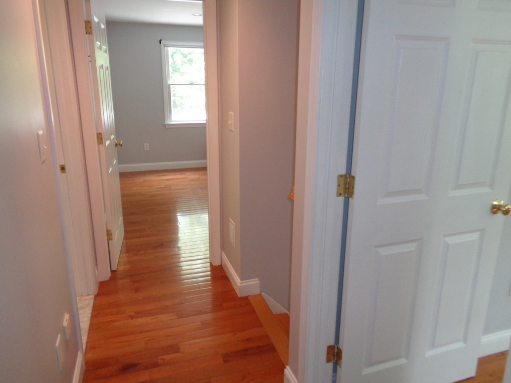 27 Hill Street Lexington, MA 02421 - Photo 9 of 26