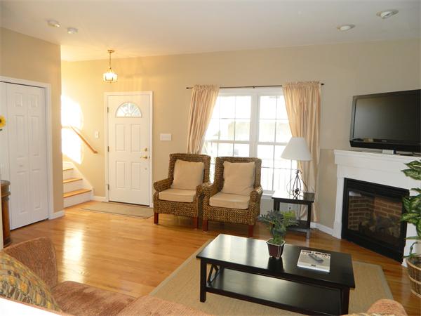 1 Milton Ridge Road, Unit 7 Lynn, MA 01902 - Photo 4 of 18 Gallery Image 4