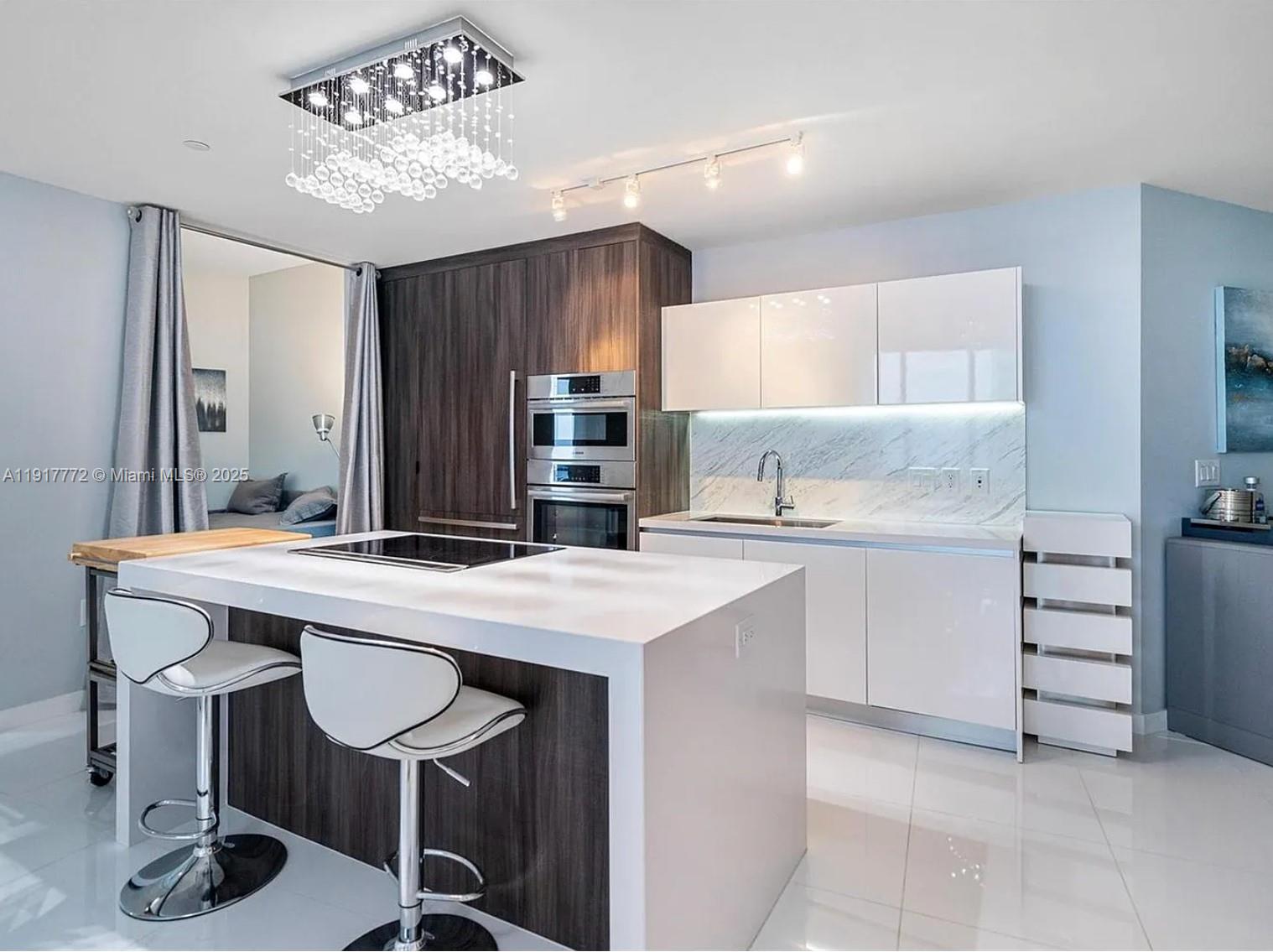 851 Northeast 1st Avenue, Unit 3909 Miami, FL 33132 - Photo 4 of 11