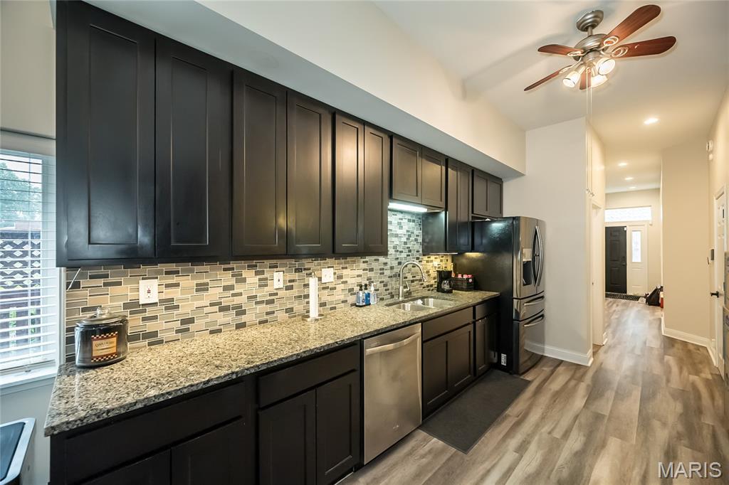 1829 Oregon Avenue St. Louis, MO 63104 - Photo 15 of 41