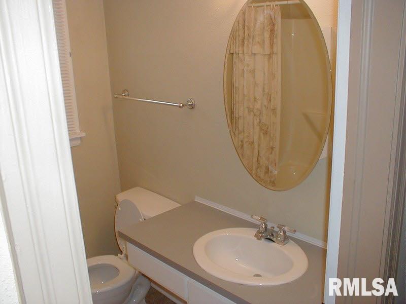 413 Charlotte Road Marion, IL 62959 - Photo 18 of 25 Gallery Image 18