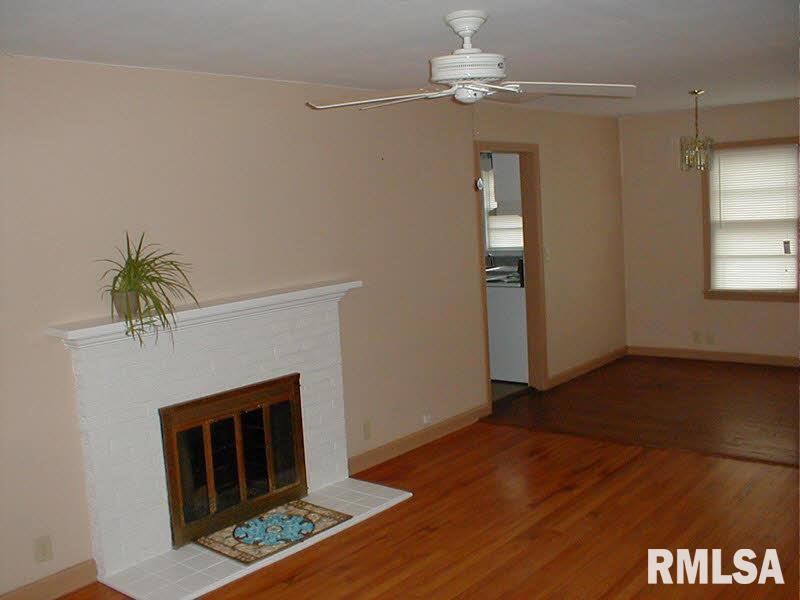 413 Charlotte Road Marion, IL 62959 - Photo 7 of 25 Gallery Image 7