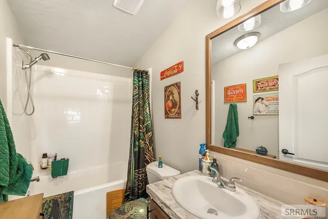 $470,000 | 13678 North Hawthorne Road, Pocatello, ID 83202