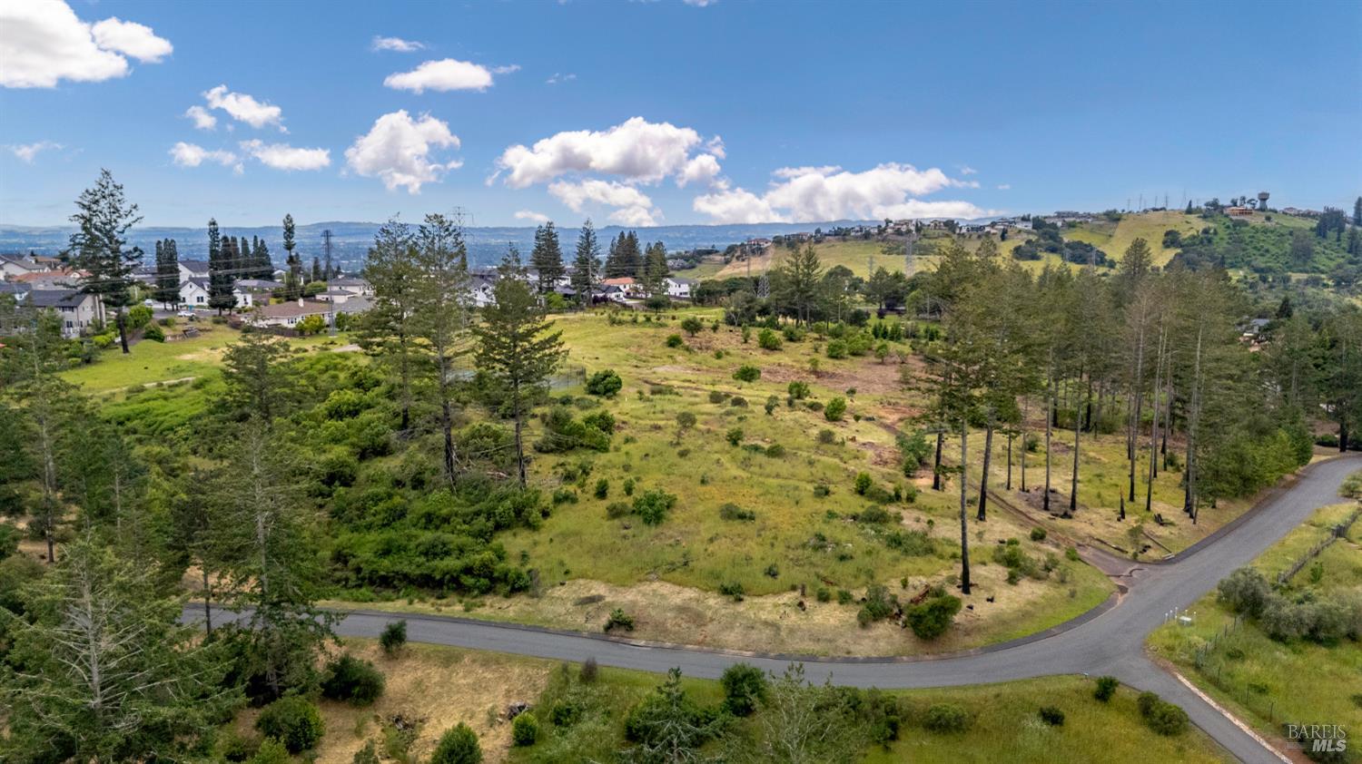 164 Meadowcroft Way Santa Rosa, CA 95404 - Photo 2 of 14
