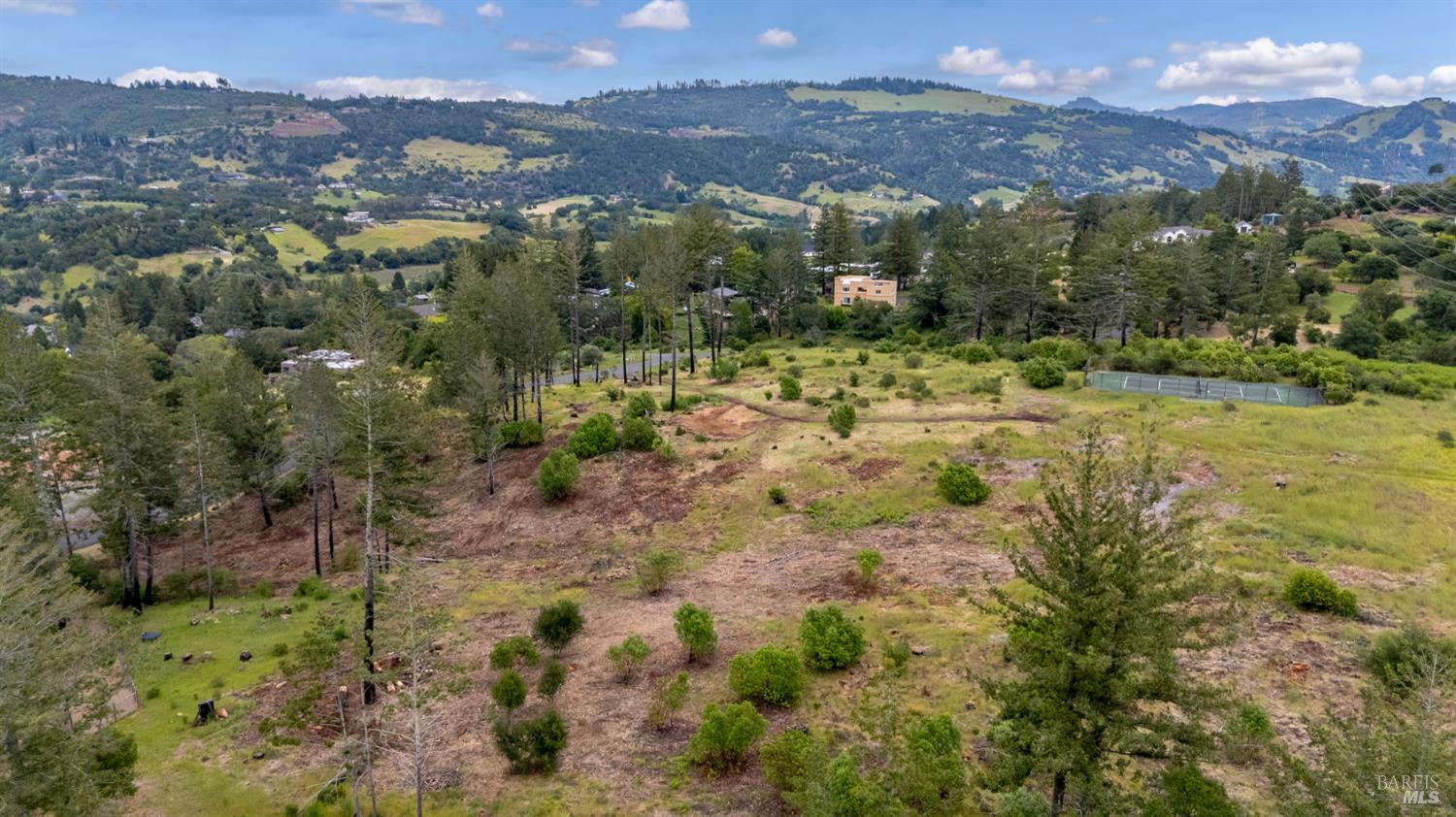 164 Meadowcroft Way Santa Rosa, CA 95404 - Photo 8 of 14 a view of a yard with mountains