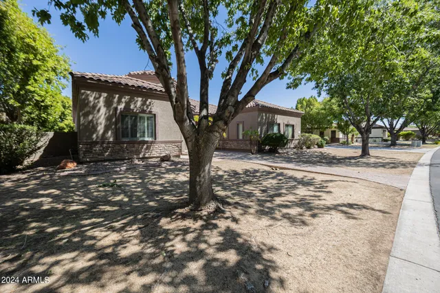 $3,395 | 2902 East Gary Way, Phoenix, AZ 85042