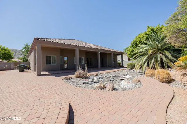 $3,395 | 2902 East Gary Way, Phoenix, AZ 85042