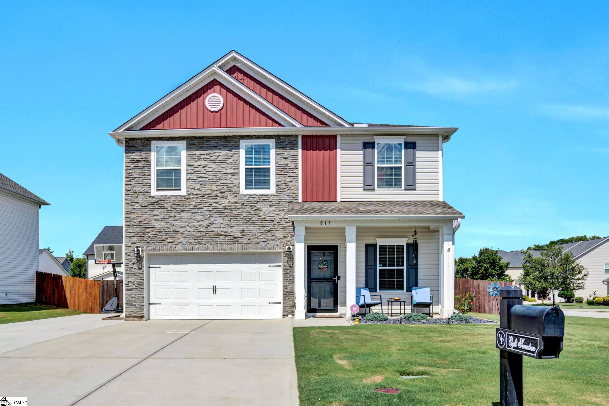 817 Camberwell Road Simpsonville, SC 29680 - Photo 1 of 43