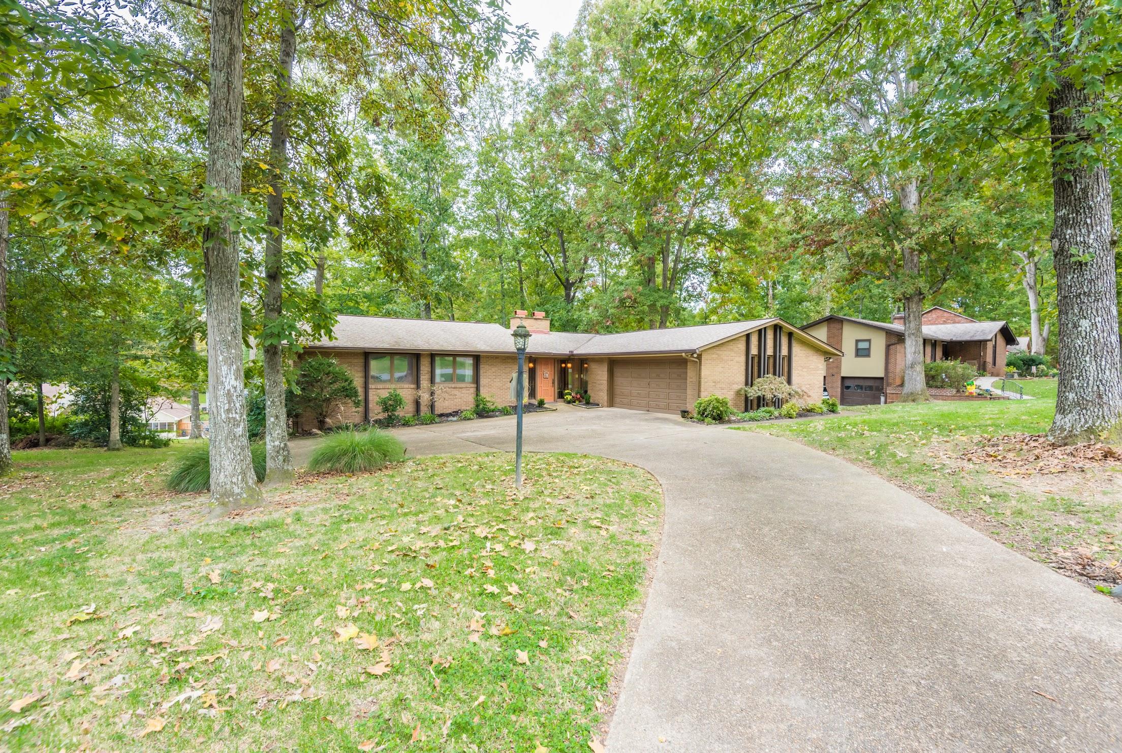 7929 Whitcomb Road Powell, TN 37849 - Photo 4 of 34 7929WhitcombRd-40