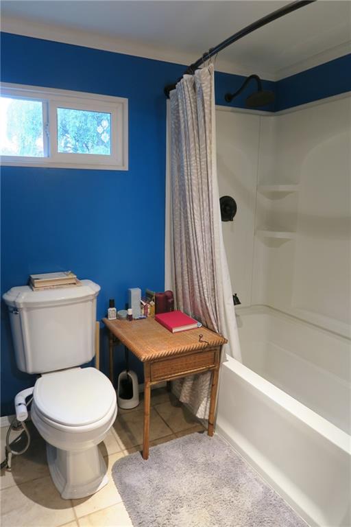 1013 Sharps Hill Road Pittsburgh, PA 15215 - Photo 8 of 17 Gallery Image 8