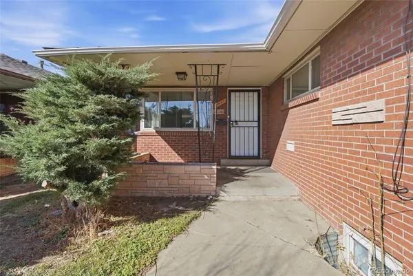 $735,000 | 3693-3691 Forest Street, Denver, CO 80207