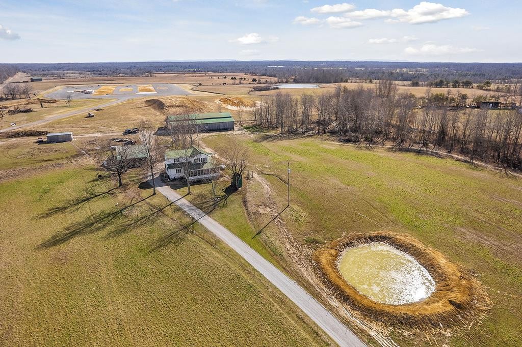 1736 Dripping Springs Road Monterey, TN 38574 - Photo 1 of 62 Gallery Image 1