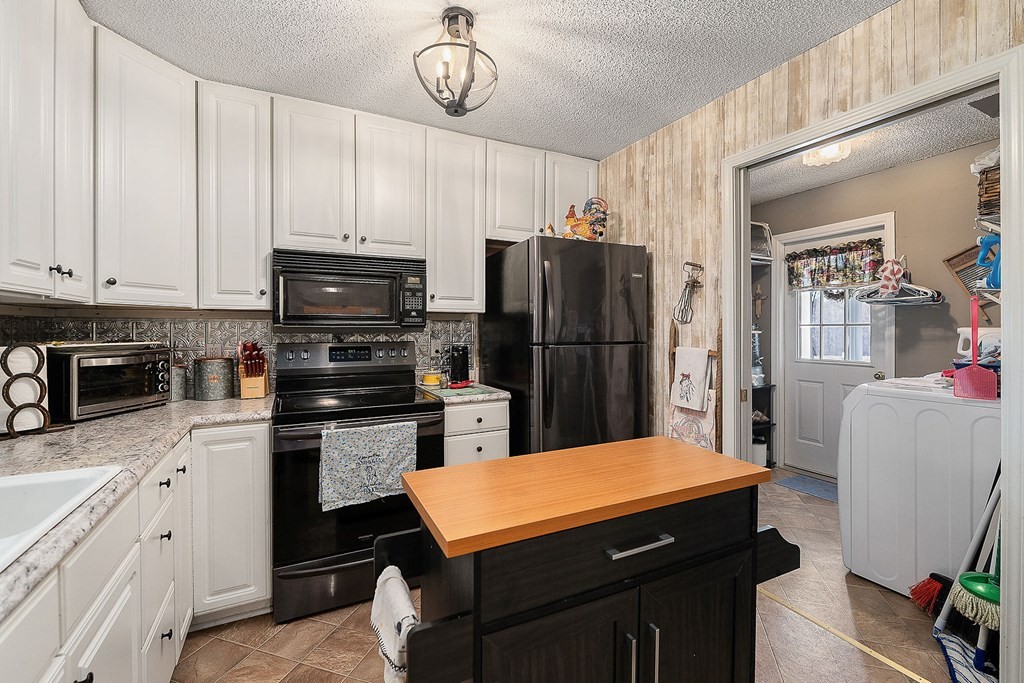 1736 Dripping Springs Road Monterey, TN 38574 - Photo 21 of 62 Gallery Image 21