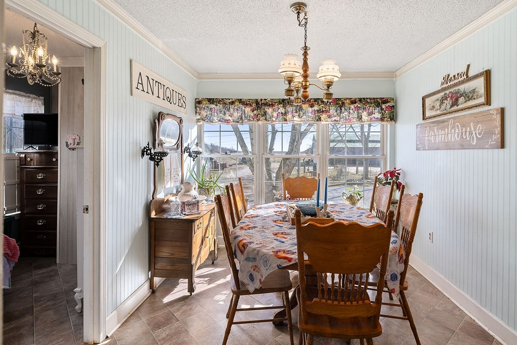 1736 Dripping Springs Road Monterey, TN 38574 - Photo 24 of 62 Gallery Image 24