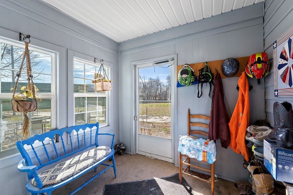 1736 Dripping Springs Road Monterey, TN 38574 - Photo 28 of 62 Gallery Image 28