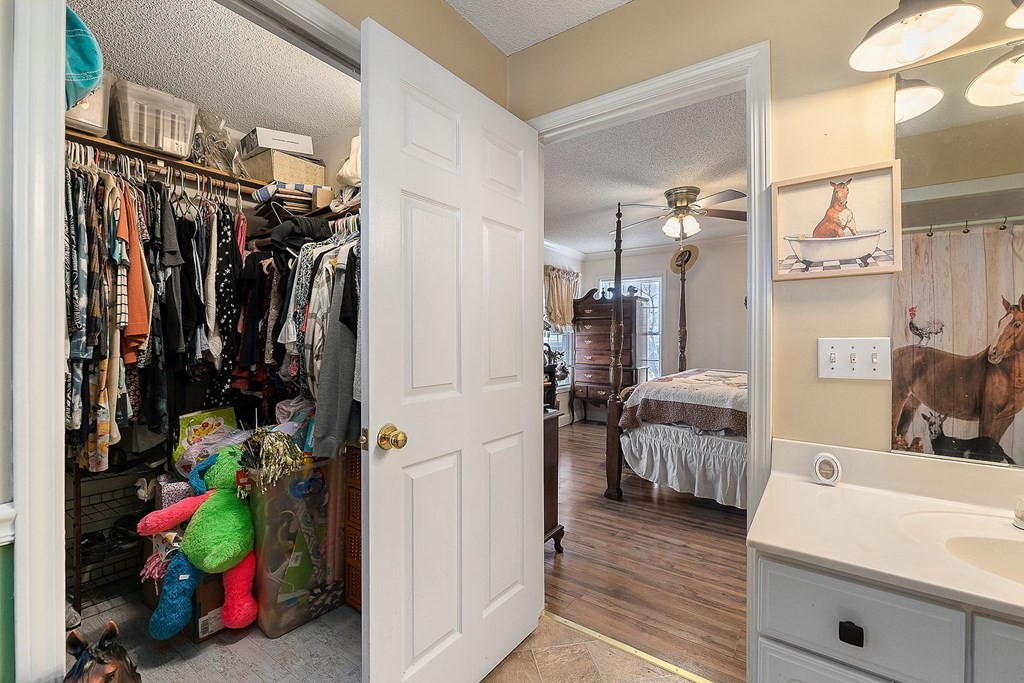 1736 Dripping Springs Road Monterey, TN 38574 - Photo 33 of 62 Gallery Image 33
