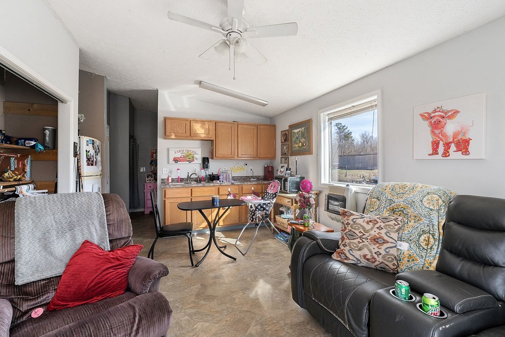 1736 Dripping Springs Road Monterey, TN 38574 - Photo 46 of 62 Gallery Image 46
