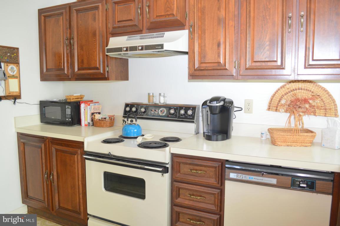 703 Kelly Road, Unit B Ocean City, MD 21842 - Photo 12 of 26 Gallery Image 12