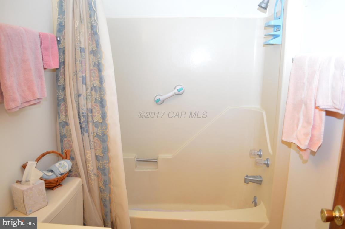 703 Kelly Road, Unit B Ocean City, MD 21842 - Photo 21 of 26 Gallery Image 21