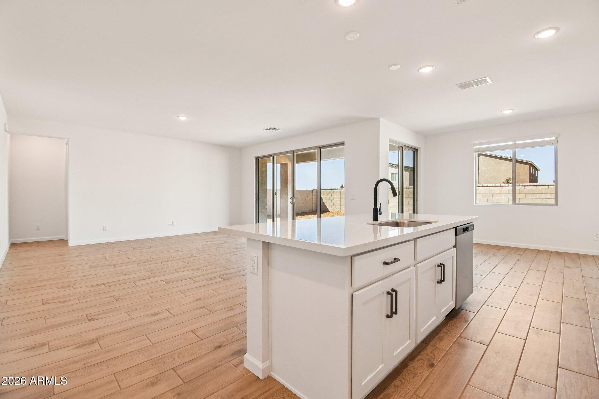 32116 Buckaroo Road San Tan Valley, AZ 85140 - Photo 14 of 48 14-web-or-mls-Buckaroo Rd-S0403-014