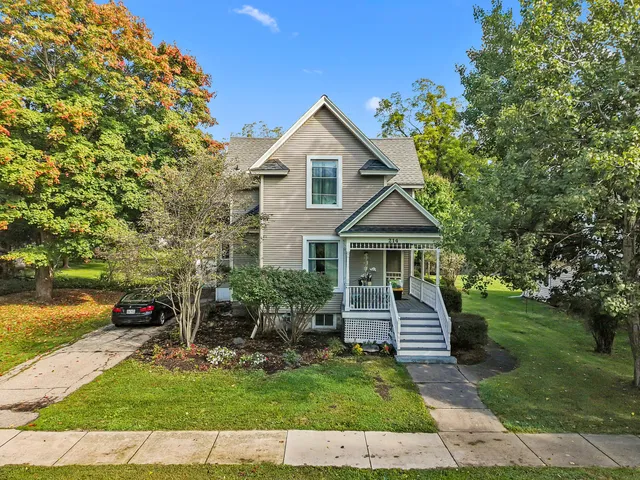 $310,000 | 214 Randall Place, Elkhorn, WI 53121