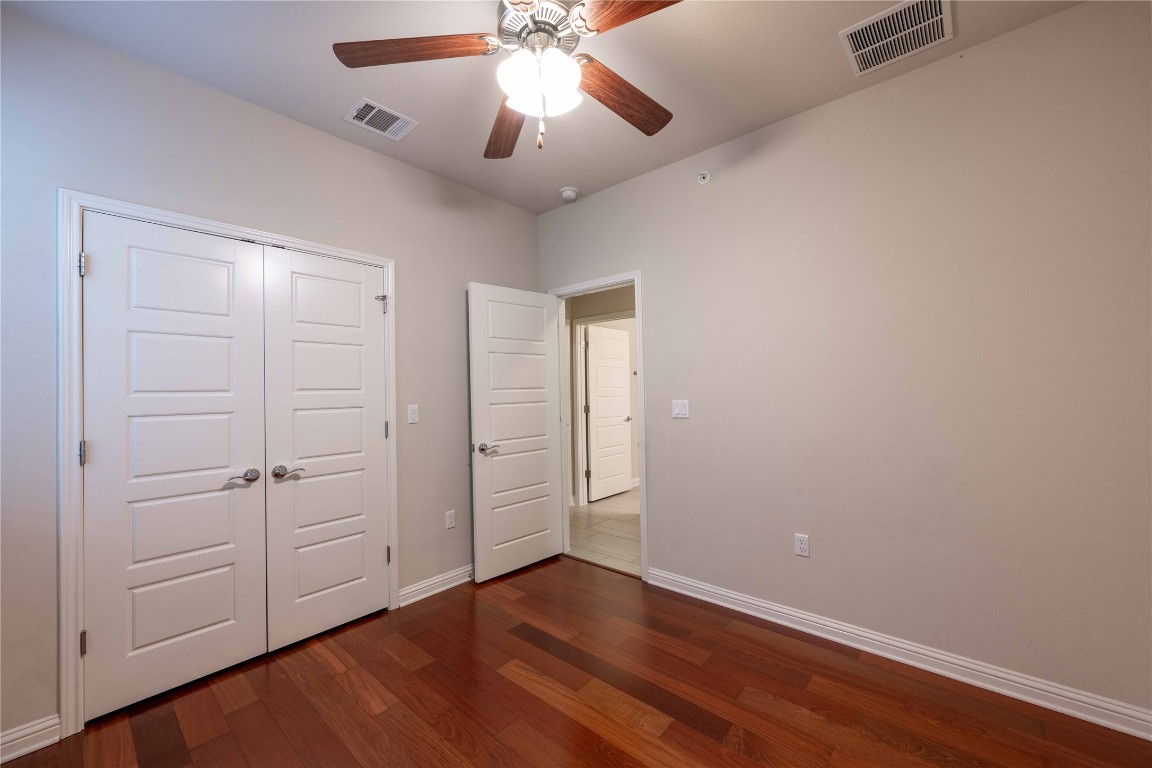 13800 Lyndhurst Street, Unit 281 Austin, TX 78717 - Photo 16 of 33 First floor bedroom