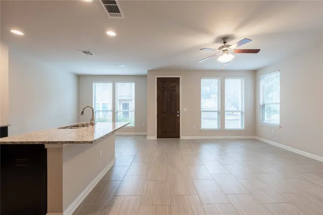 $2,395 | 13800 Lyndhurst Street, Unit 281, Austin, TX 78717