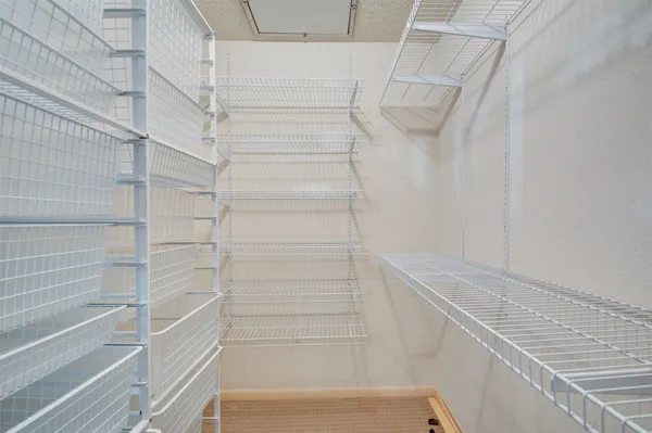 $1,100 | 2800 Jeanetta Street, Unit 2302, Houston, TX 77063