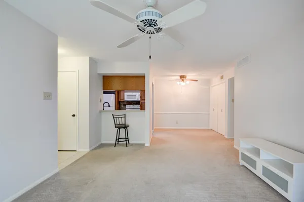 $1,100 | 2800 Jeanetta Street, Unit 2302, Houston, TX 77063
