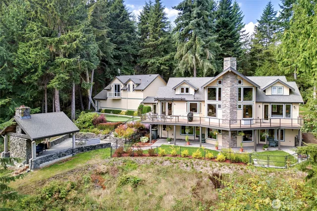 $1,425,000 | 644 Bywater Way, Port Ludlow, WA 98365