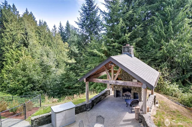 $1,425,000 | 644 Bywater Way, Port Ludlow, WA 98365