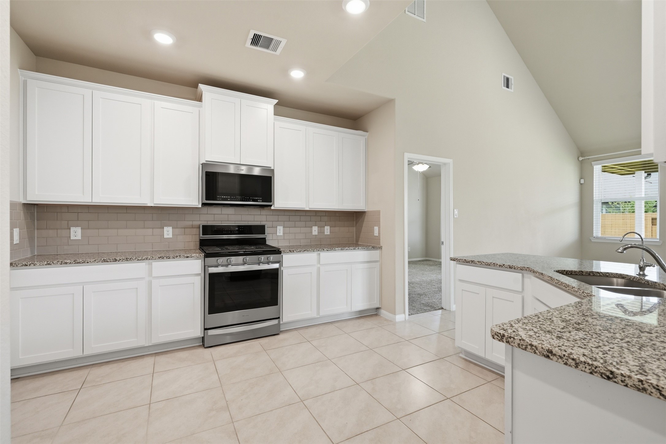 2413 Olancha Drive Rosharon, TX 77583 - Photo 16 of 50 Gallery Image 16
