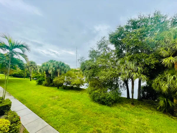 $2,650 | 2054 Alta Meadows Lane, Unit 2407, Delray Beach, FL 33444
