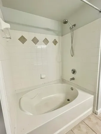 $2,650 | 2054 Alta Meadows Lane, Unit 2407, Delray Beach, FL 33444