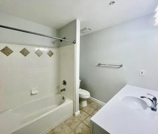 $2,650 | 2054 Alta Meadows Lane, Unit 2407, Delray Beach, FL 33444