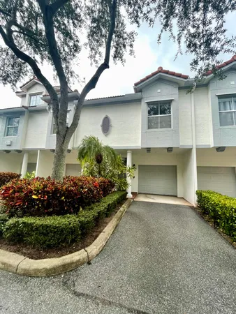 $2,650 | 2054 Alta Meadows Lane, Unit 2407, Delray Beach, FL 33444