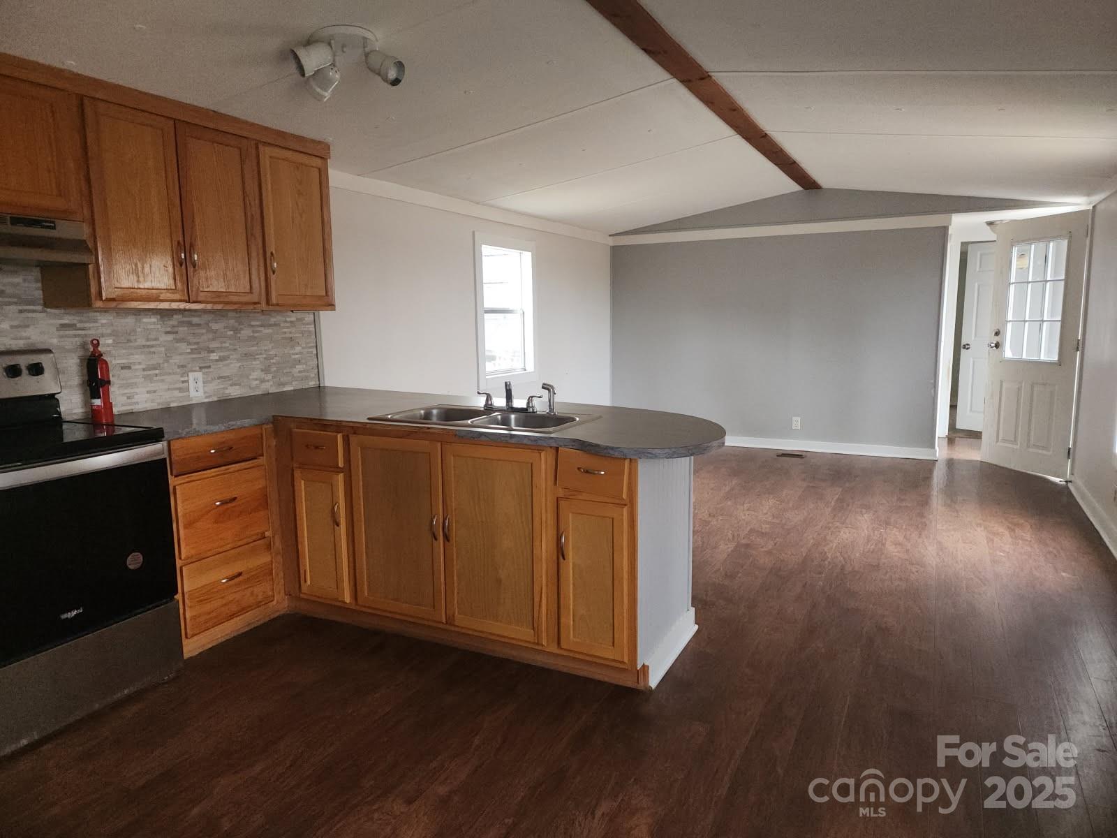 6915 Airport Road Mount Croghan, SC 29727 - Photo 8 of 12